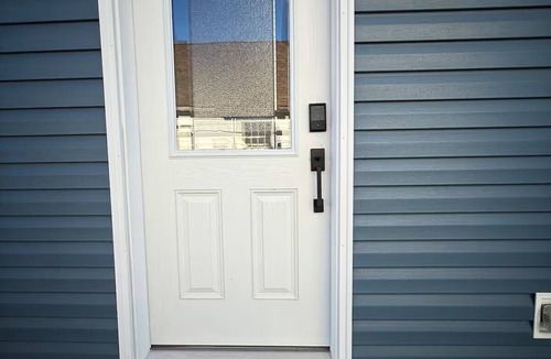 Russells Point House | Marvelous 3-bedroom lakefront house in Russells Point w/boat dock & fire pit