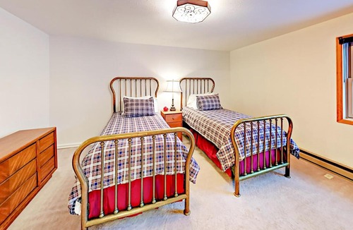 Matterhorn Village Apartment | Matterhorn Condo Unit #4 Condo