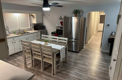 Lexington House | Michelle's on Mill
