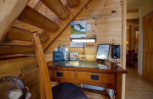 Fraser House | Miles Behind Log Cabin