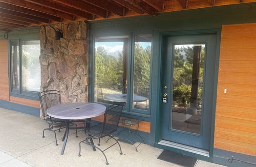 Stanley Hills Condo | Million dollar views 3-bedroom condo walk to downtown, golf, festivals, etc WiFi