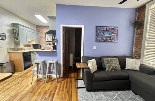 Idaho Springs Apartment | Miner Street Gold - Downtown Idaho Springs
