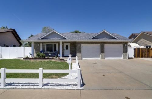 Brighton House | Mini Golf & Hot Tub! Group Retreat in Brighton