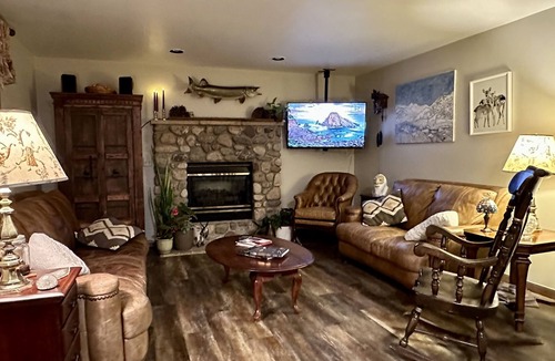 Vail - Beaver Creek House | Minturn Home - Easy access to Vail and Beaver Creek 4 bedrooms & ample parking