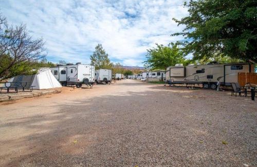 Moab South Valley House | Moab RV Resort Glamping Tipi OKTP-52