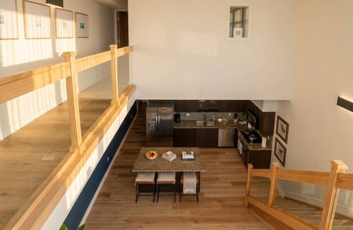Ohio City Apartment | Modern 1BR Penthouse Heart of CLE Views