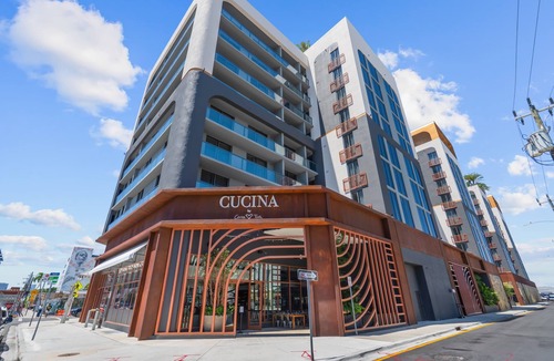 Wynwood Art District Apartment | Modern 1BR | RoofPool | 30Min World Cup Stadium