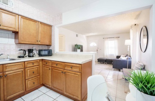 Wynwood Art District Apartment | Modern 2 Bedroom in Heart of Wynwood Art District