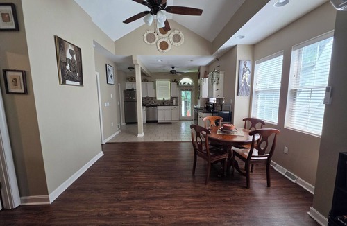 South Hills Apartment | Modern 2br apt walking distance to the T