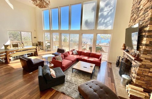 Lake Arrowhead House | Modern 6 bedroom retreat, stunning lake views, close to village!