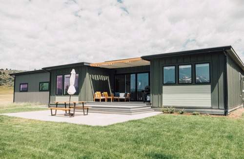 Missouri Heights House | Modern and stylish mountain getaway above Basalt