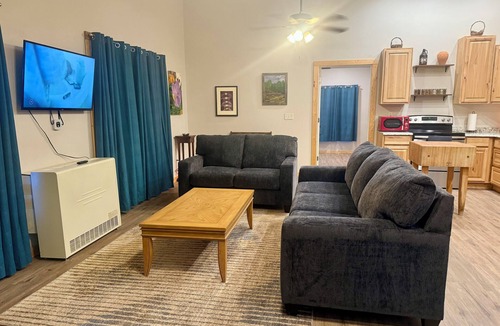 Lake City Apartment | Modern Apartment in Lake City