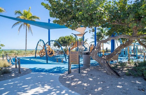 Santa Barbara Estates Apartment | Modern Beach Town Apt Steps From Trendy Atl Blvd