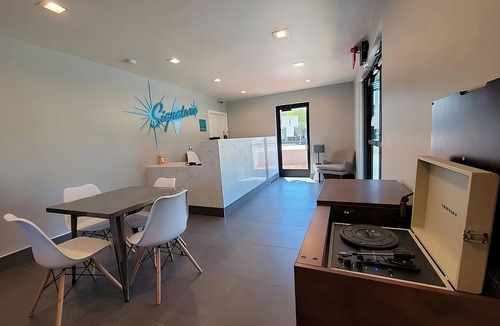 Newhall Hotel | Modern Boutique Retreat | Free Parking