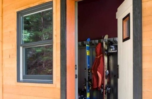 Taos Ski Valley Ski Chalet | Modern Chalet , WiFi and Easy Ski Access