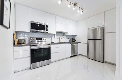 Sunny Isles Beach Apartment | MODERN FAMILY-SIZED 2 BEDROOM APARTMENT, BEACH ACROSS THE STREET!