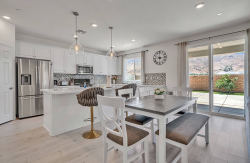 Riverside House | Modern & Furnished 4BR｜Pet Approved｜Big Backyard｜Garage Access #41559