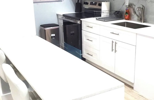 Central Fort Lauderdale Villa | ✨ Modern home with BBQ and garden, near downtown