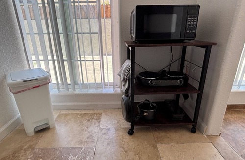 Las Vegas Apartment | Modern Independent Suite/Long Term