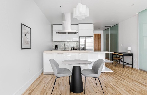 LoDo Apartment | Modern LoDo 1BR w/ W/D, near Union Station & 16th St., by Blueground