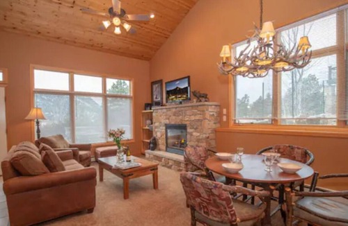 Stanley Hills Condo | Modern log-cabin style condo, fireplace, patio, hot tub, perfect retreat! #301