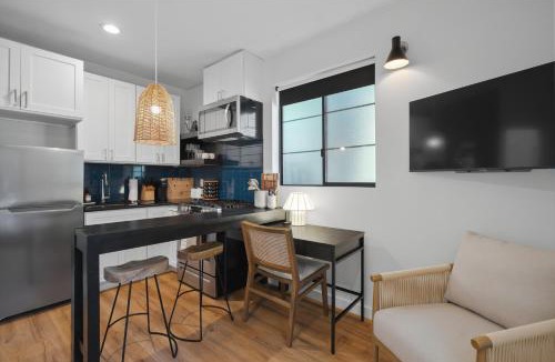Boyle Heights House | Modern Luxe Studio in Los Angeles