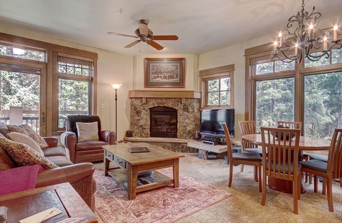 River Run Condo | Modern Luxury Ski in Ski out in Lone Eagle River Run Village