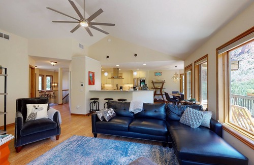Glenwood Springs House | Modern Mountain Home in Glenwood Springs, CO