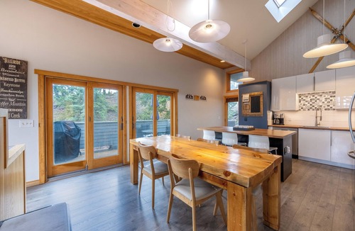 Keystone House | Modern Mountain Chalet - 5 min to world class skiing