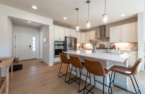 Grand Elk Ranch House | Modern Mountain Golf/Ski/Lake Retreat w/Hot Tub
