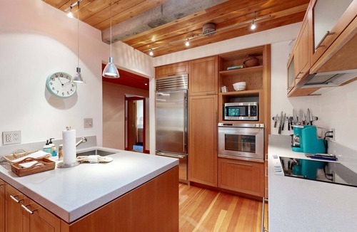Taos Ski Valley Condo | Modern Mountain Escape - Walk to Lifts & Town