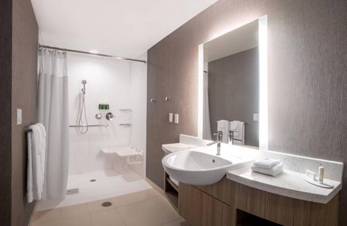 Parker House | Modern Parker, CO hotel near downtown Denver