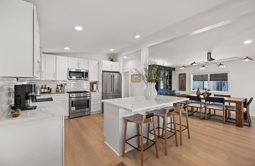 Bullhead City House | Modern Riverfront Escape Brand-New Remodel – NEW LISTING ON VRBO