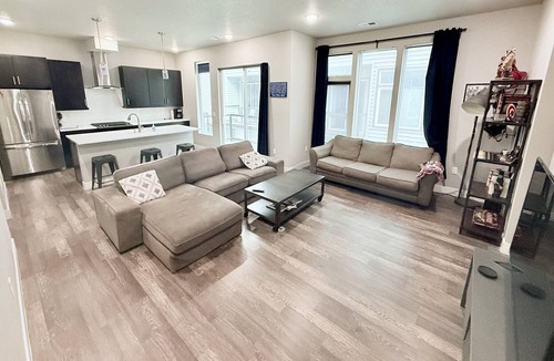 Curtis Park House | Modern townhome w/ rooftop patio in RiNo/ Five Points, Denver