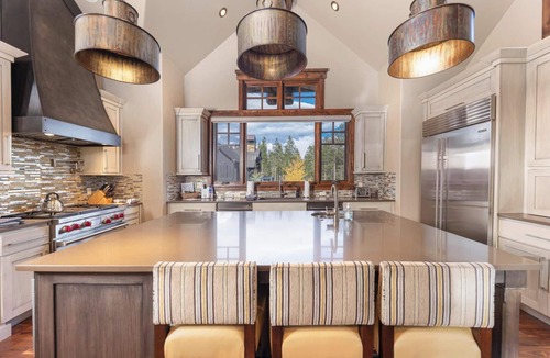 Peak 8 House | Monarch at Shock Hill: Elegant Home w/Hot Tub, Firepit, Near Gondola
