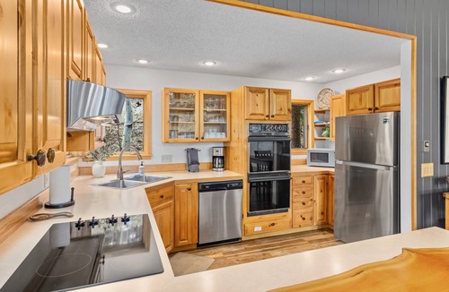 Windcliff Estates House | Montane Luxury Vacation Rental At Windcliff 3 Bedroom Home