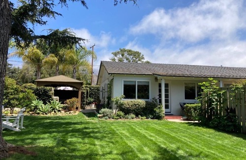 Montecito House | Montecito Coast Village Cottage