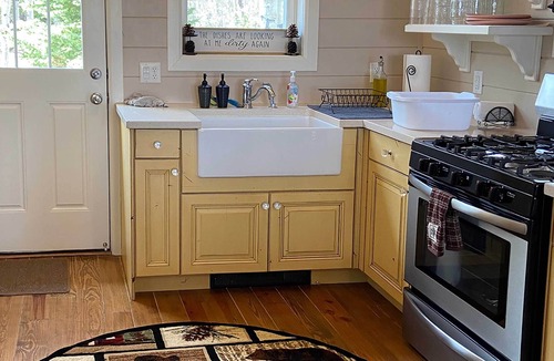 Warm Springs Cabin | Moose Crossing Cabin on 2 Private Acres w/ Trails!