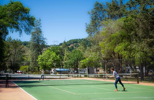 Morgan Hill Resort | Morgan Hill Camping Resort Cottage 5