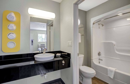 North San Jose Hotel | Motel 6 San Jose, CA - Airport