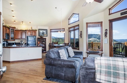 Estes Park Condo | Mount Chiquita 10a 2 Bedroom Condo by RedAwning