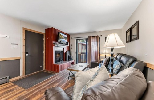 Frisco House | Mountain Charmer Steps to Main St & Trails