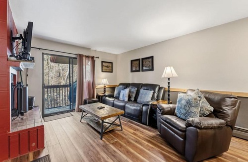 Frisco House | Mountain Charmer Steps to Main St & Trails