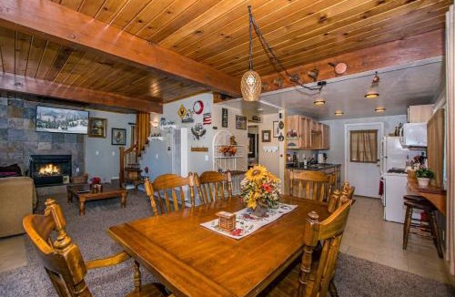 Sugarloaf House | Mountain Dream Lodge