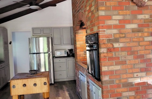 Drake House | Mountain Escape Near RMNP, Views, River Access, Dogs OK