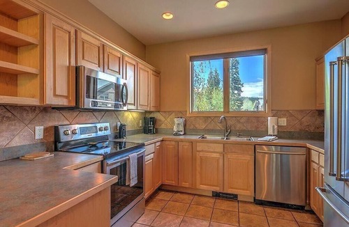 Frisco House | Mountain getaway in Frisco, Colorado; centrally located close to 6 ski areas