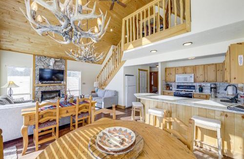 Angel Fire House | Mountain Home w/Deck: 1 Mi to Angel Fire Resort!
