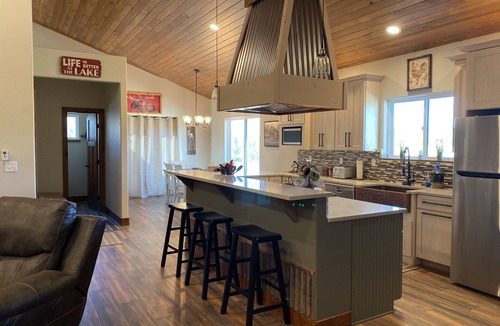 Grand Lake House | Mountain Meadow, 3-bedroom vacation home, close to RMNP & lakes, Hot tub, W/D