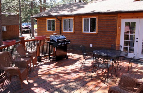 Estes Park Cabin | Mountain Pine Cabin with Personal Hot Tub - Dog-Friendly!