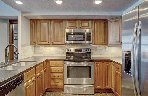 Copper Mountain Village Condo | Mountain Plaza 3 Bedroom Condo #421/423 by RedAwning